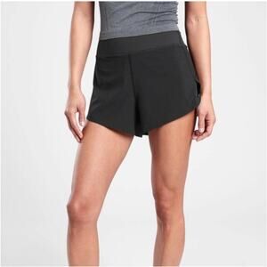 Athleta Shorts Womens Small Black Run With It 3.5 Running Gym Athletic Stretch